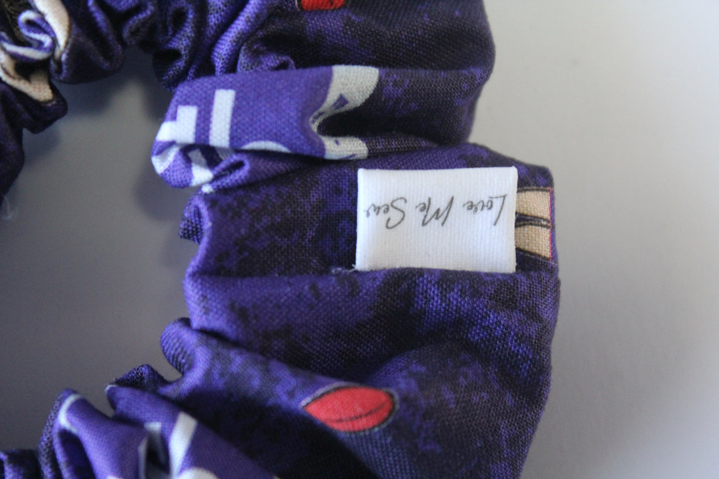 Fremantle Dockers Scrunchie