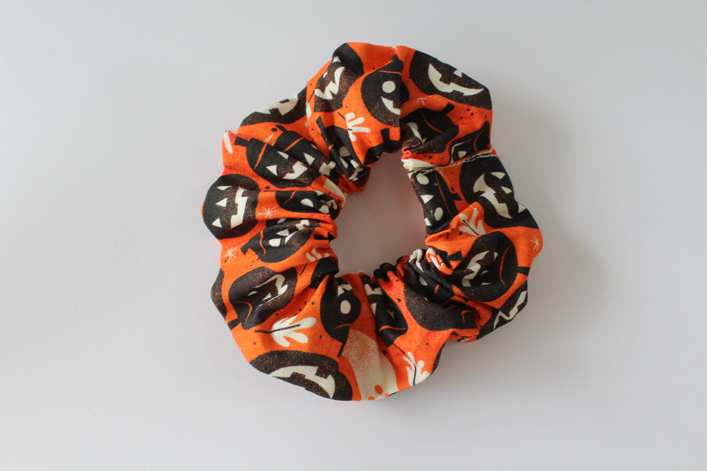 Spooky Halloween Orange Regular Scrunchies 2023