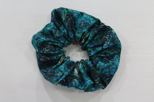 Dahlia Scrunchie