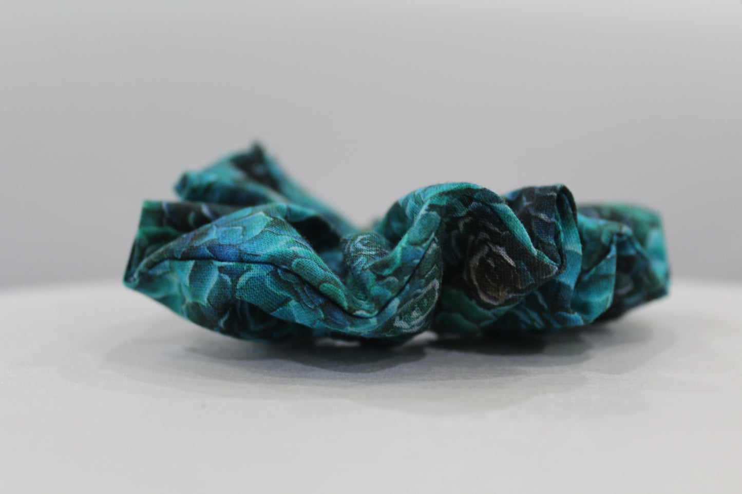 Dahlia Scrunchie